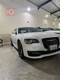 کرایسلەر 300